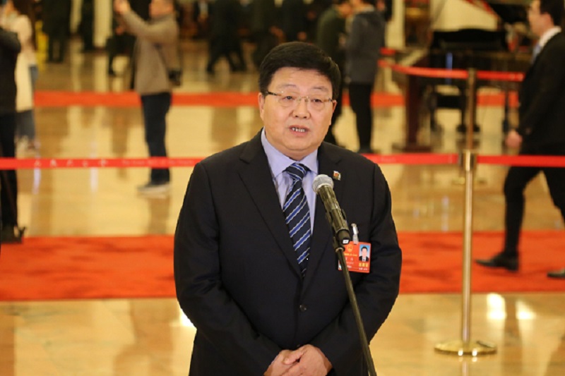 特提气！肖伟在“代表通道”都说了啥？